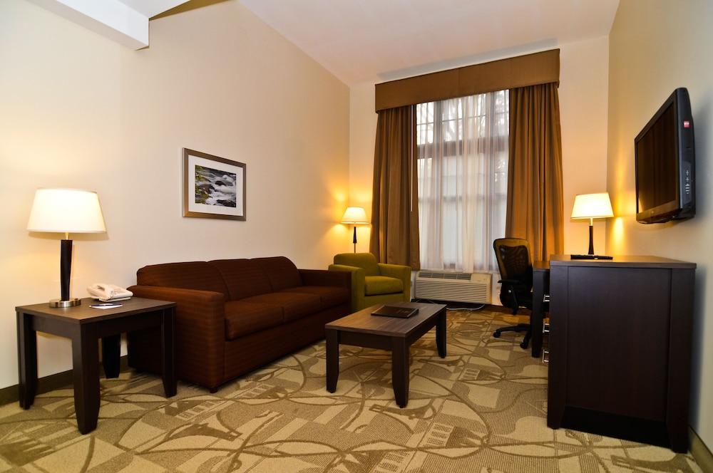 Best Western Plus The Inn & Suites At The Falls Poughkeepsie Eksteriør bilde