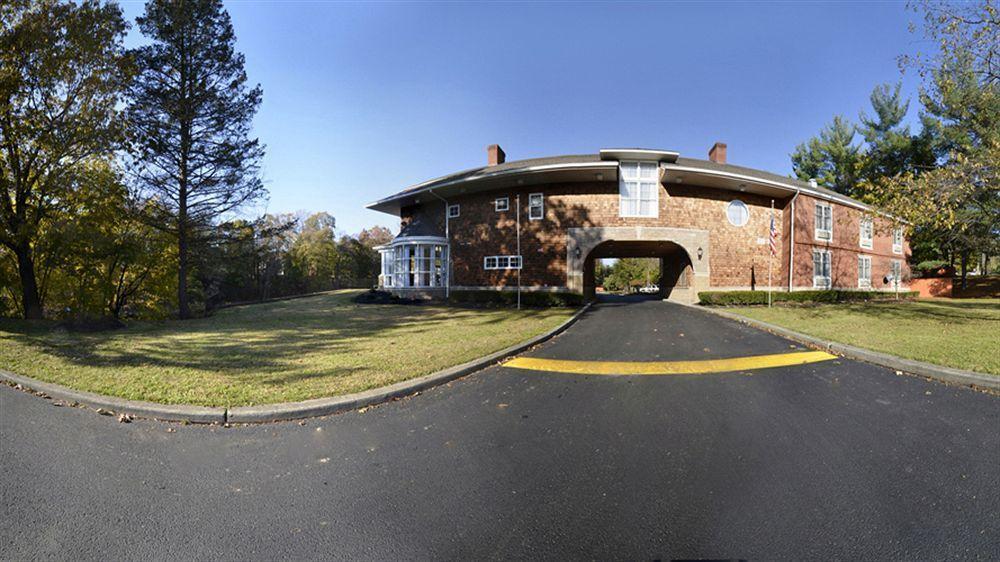 Best Western Plus The Inn & Suites At The Falls Poughkeepsie Eksteriør bilde